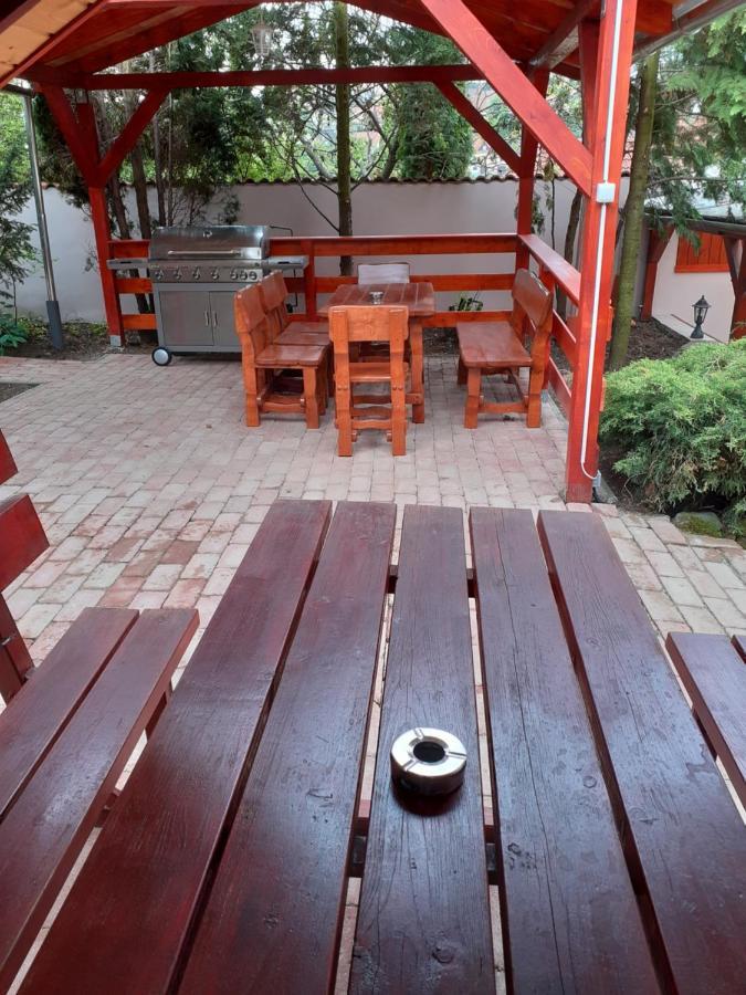 エゲル Flamingo Vendeghaz Bed & Breakfast エクステリア 写真