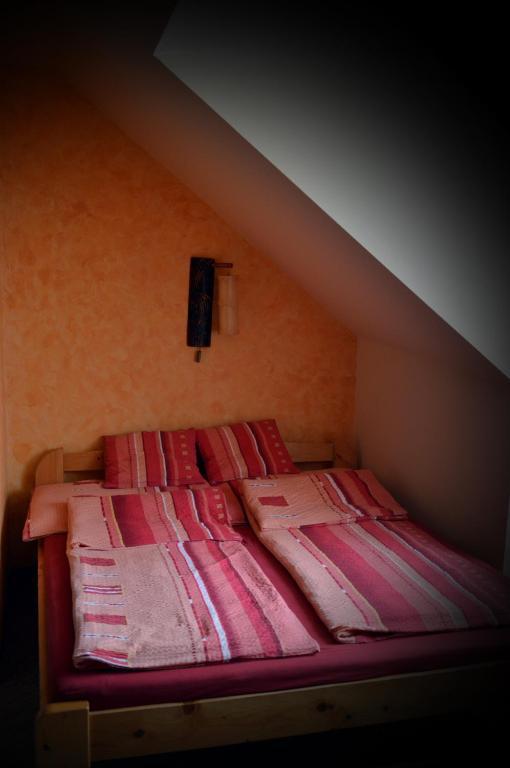 エゲル Flamingo Vendeghaz Bed & Breakfast エクステリア 写真